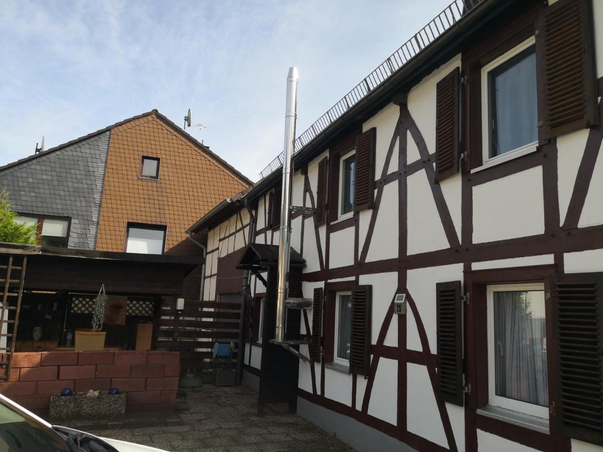 Villa Haus Am Fluss à Kall Extérieur photo